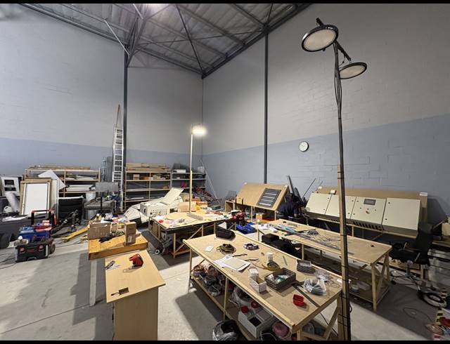 428M² WAREHOUSE TO LET IN KRAAIFONTEIN INDUSTRIA